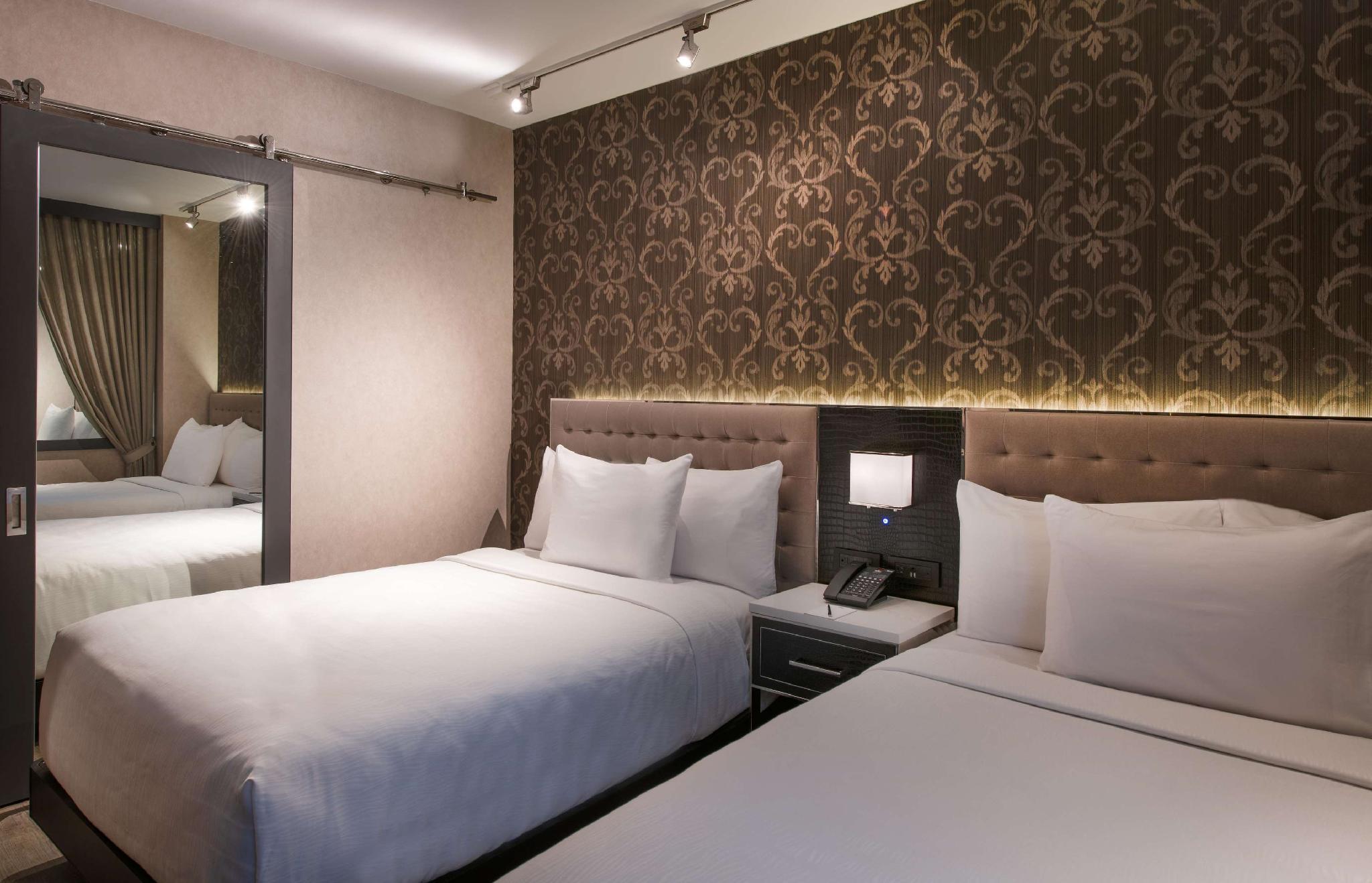 Aliz Hotel Times Square New York Bagian luar foto